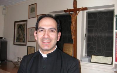 Fr Velez, priest of Opus Dei prelature, hosting Evening of Recollection for Men